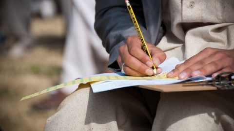studente che scrive